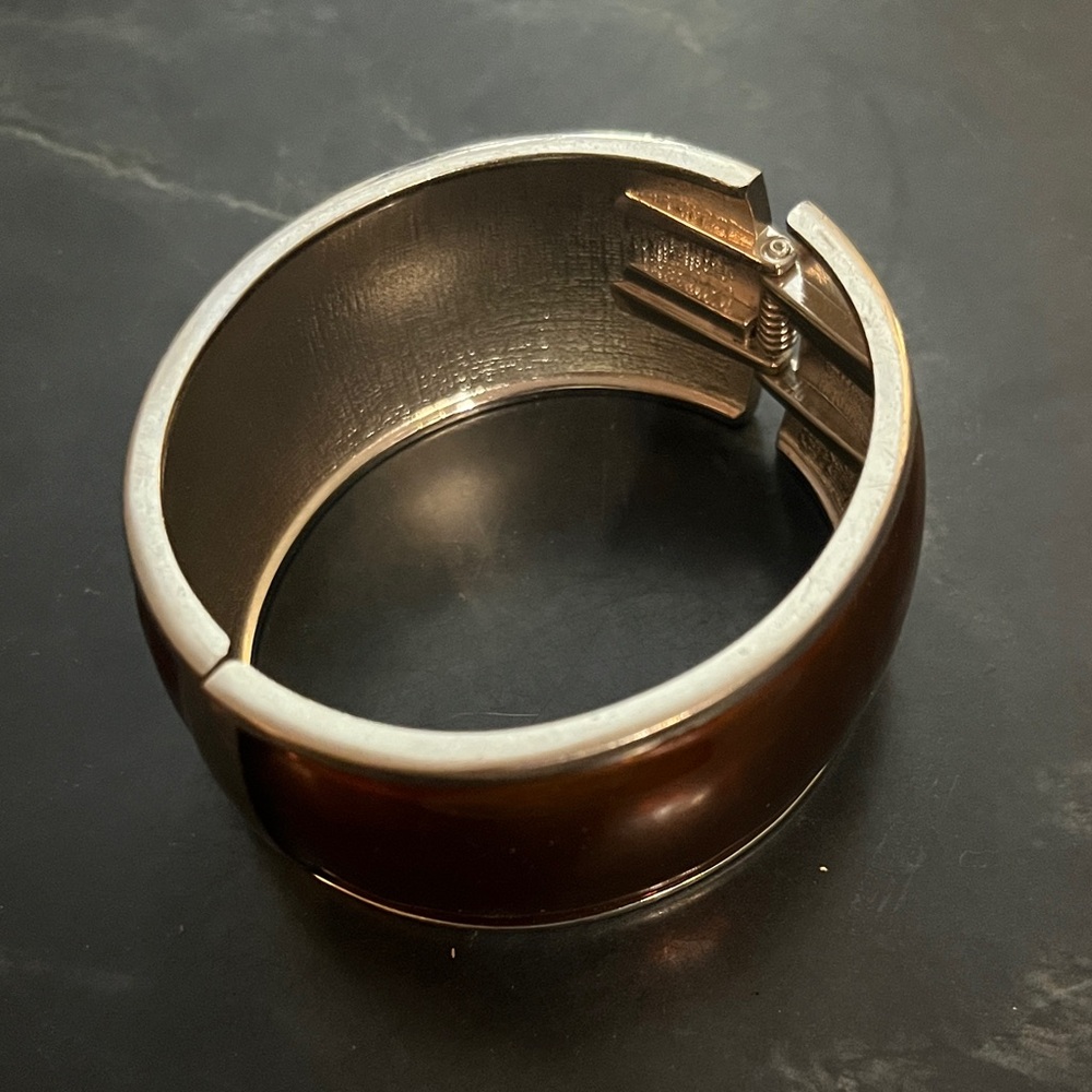 Elegant Clamp Bracelet with Silver and Copper Accents